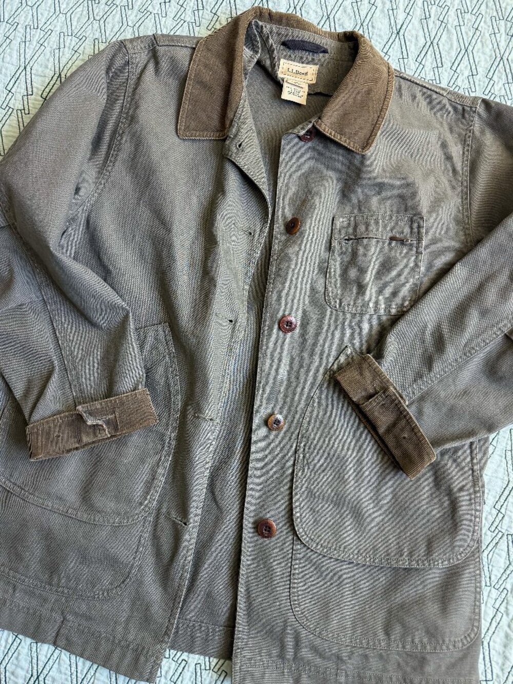 LL Bean Coat Jacket Women Sz M Green Corduroy Collar Button Chore Barn Classic